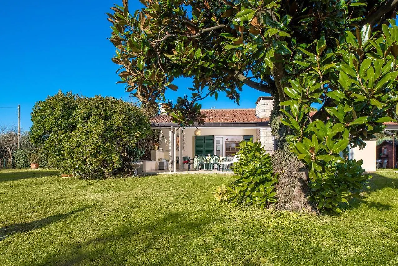 Villa Ca Lina Bardolino 0*,  Italy